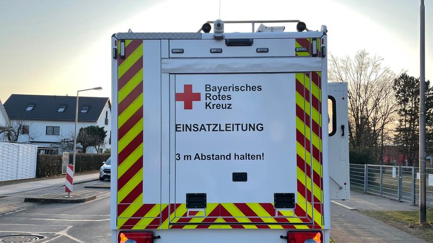 Die Stadt Nürnberg erklärte auf Twitter weiter, dass weder der Verkehr am Frankenschnellweg, noch auf der Südwesttangente von der Evakuierung beeinträchtigt werde.