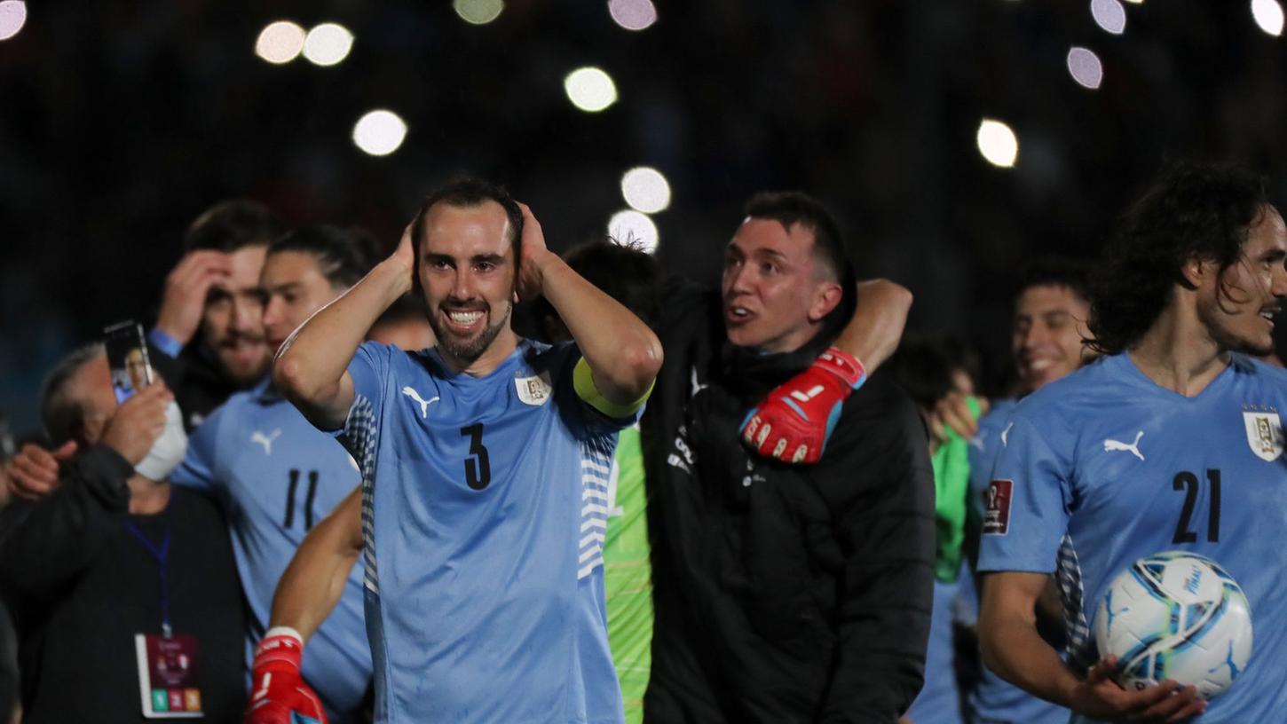 Uruguay und Ecuador qualifizieren sich für WM in Katar