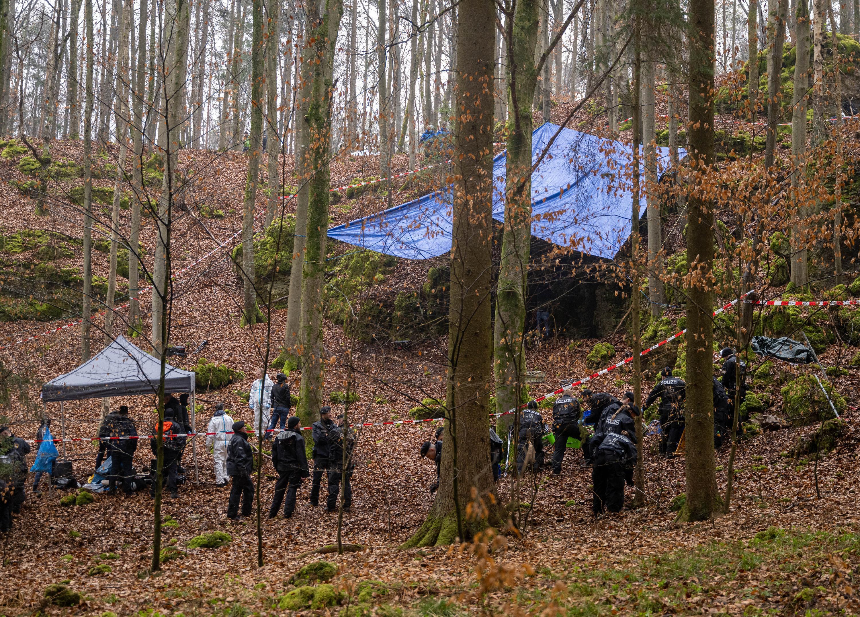 Mordfall Sonja Engelbrecht: Polizei findet Kieferknochen in der Wald-Region