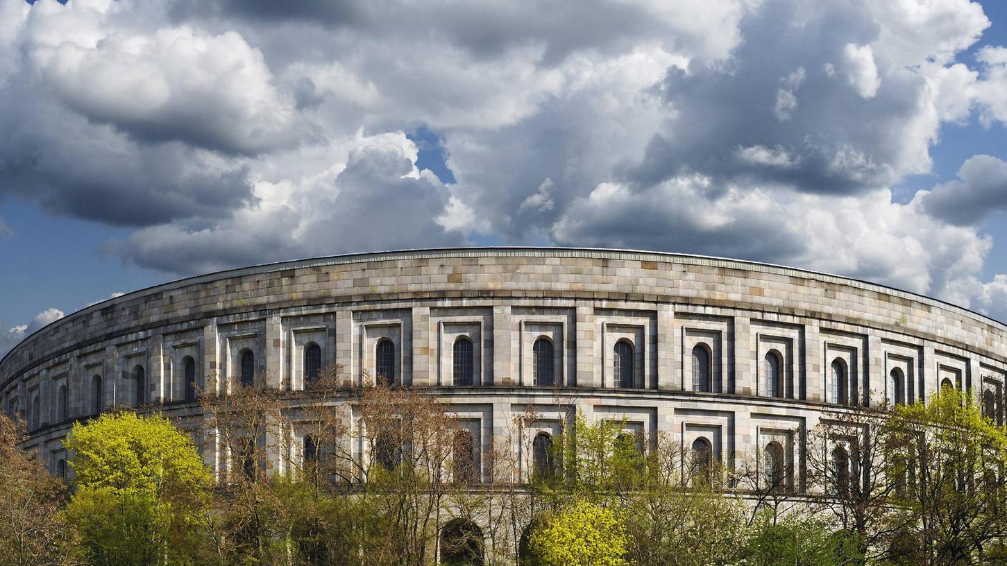 Bleibt ein Koloss - gerade auch aus historischer Sicht: die Nürnberger Kongresshalle.