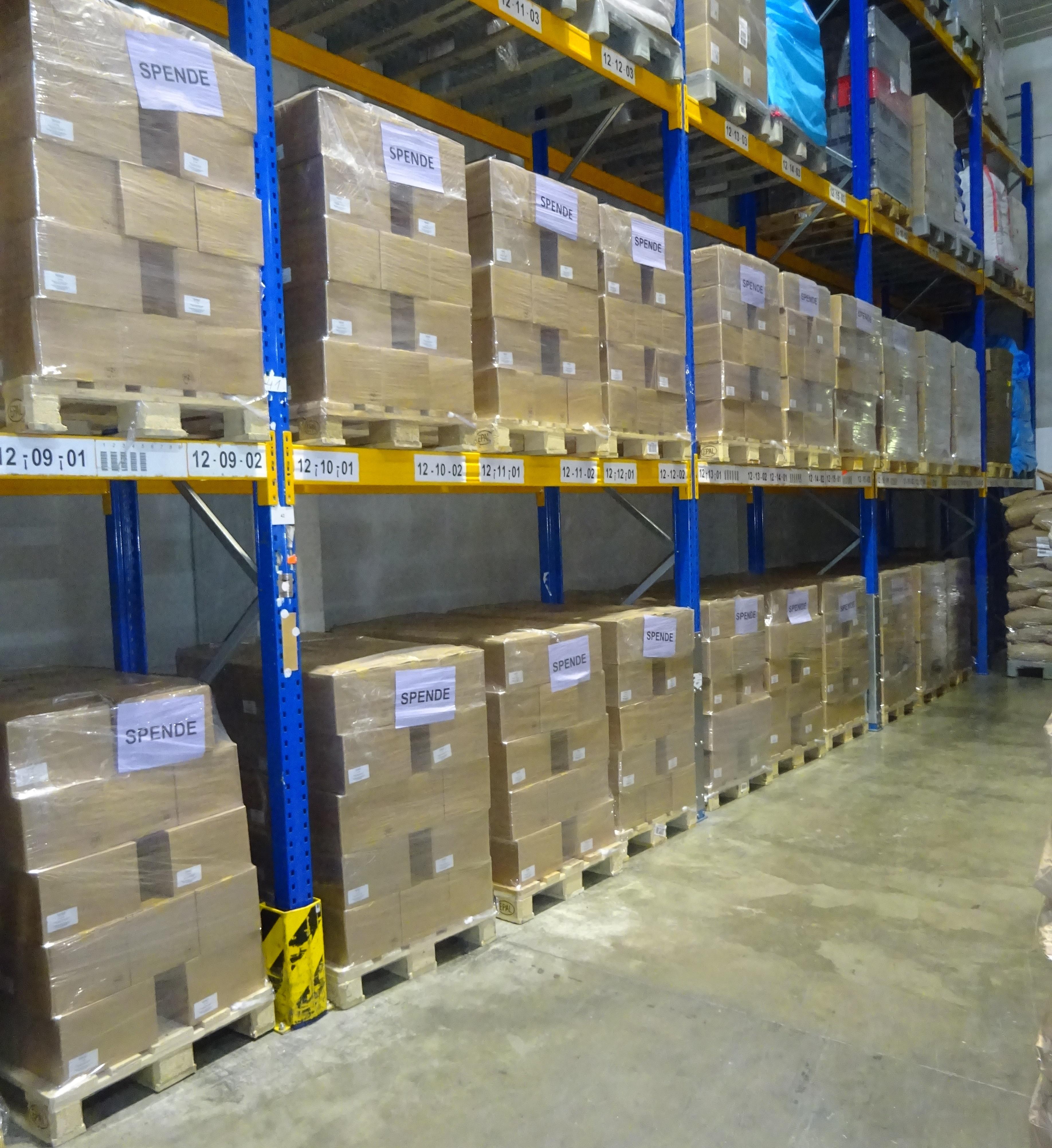 24 Paletten Haferflocken hat die Minderleinsmühle gespendet 24 Paletten Haferflocken hat die Minderleinsmühle gespendet
