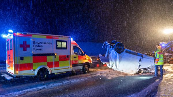 Unfall bei Schneefall