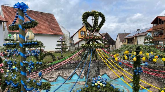 Tausende handbemalte Eier: Osterbrunnen in der fränkischen Schweiz sind zurück