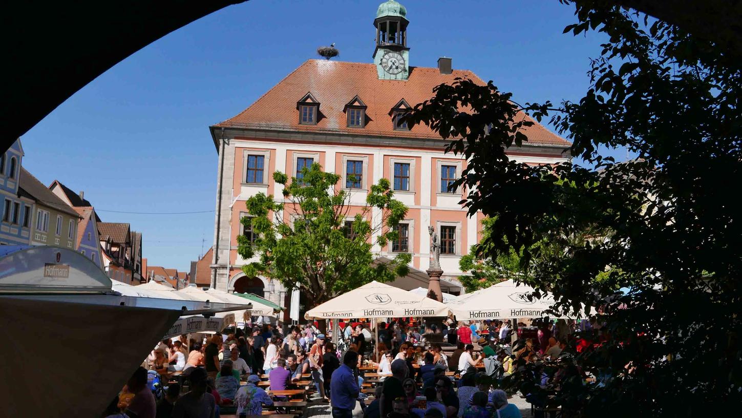 In Neustadt jagt im Juli eine Veranstaltung die andere.