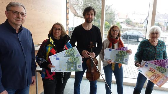 Herzogenaurach: Flüchtlingsbetreuung erhält Spende aus Benefiz-Konzert