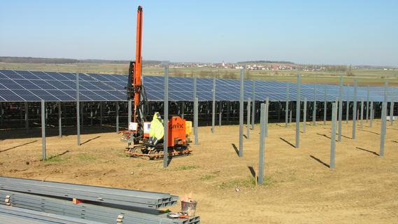 11 Hektar: Bei Meinheim entsteht gerade ein großes Solarfeld