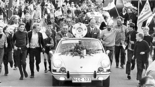 111fcn - club9_nn.jpg