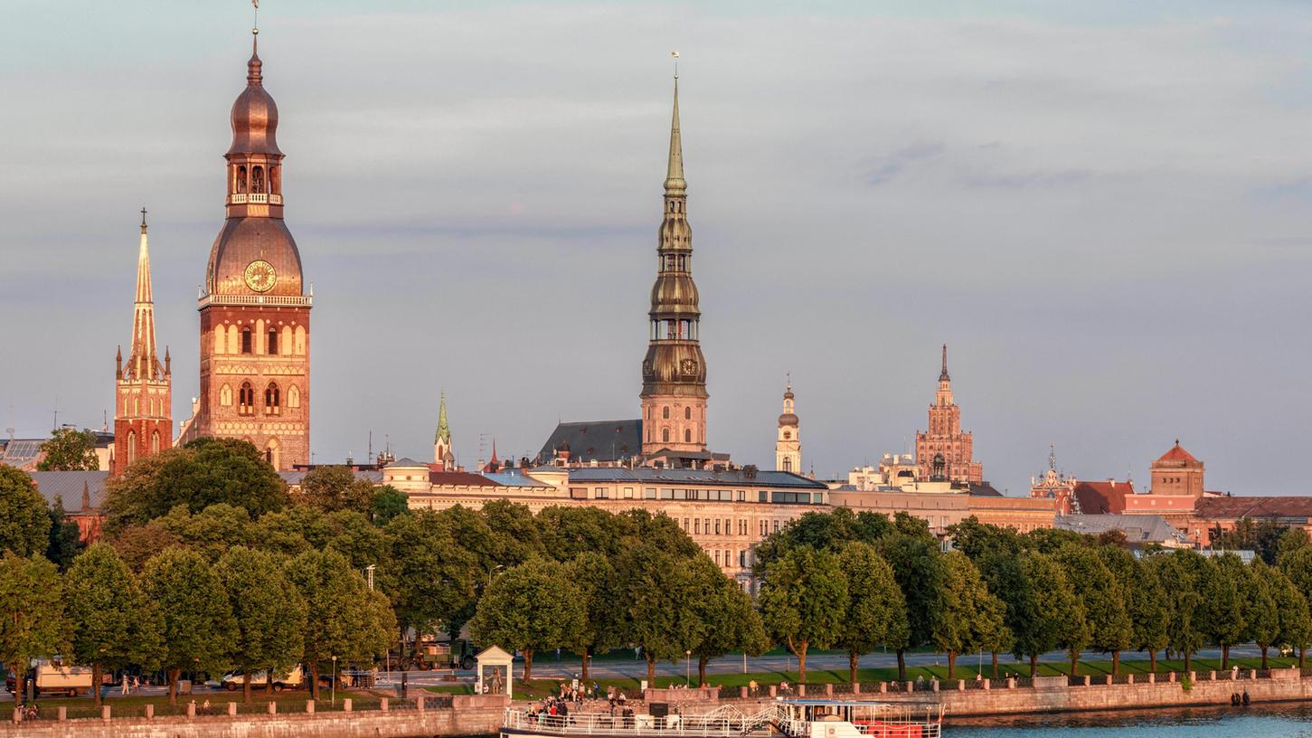 Riga mit seinem Fluss Daugava.