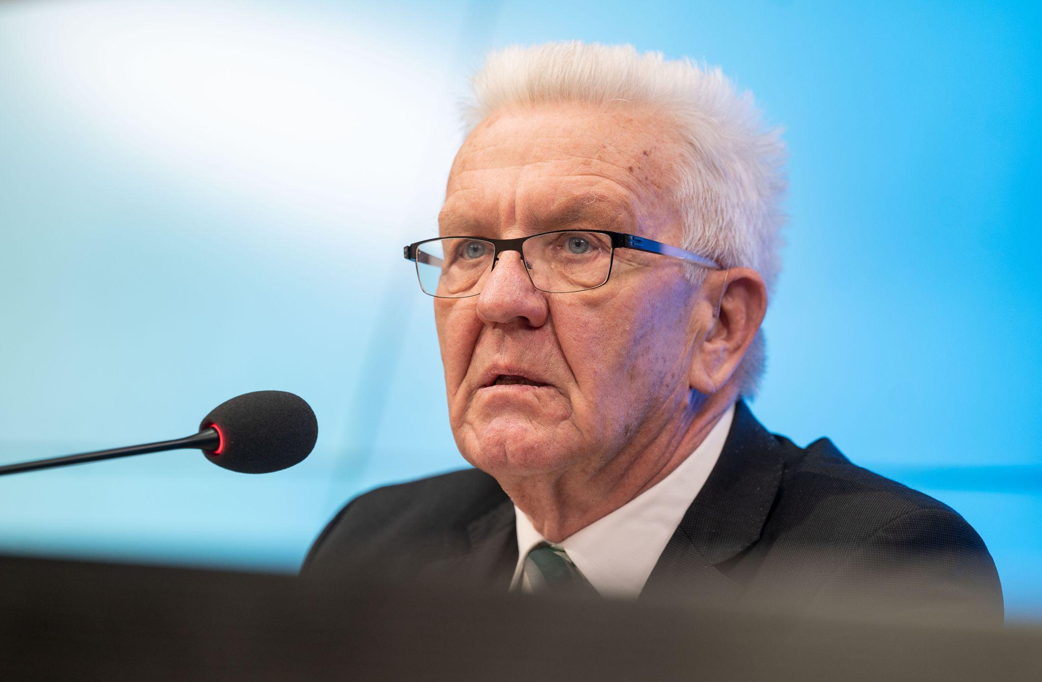 Kretschmann wirbt für geplante Brennstoffzellen-Fabrik Kretschmann wirbt für geplante Brennstoffzellen-Fabrik