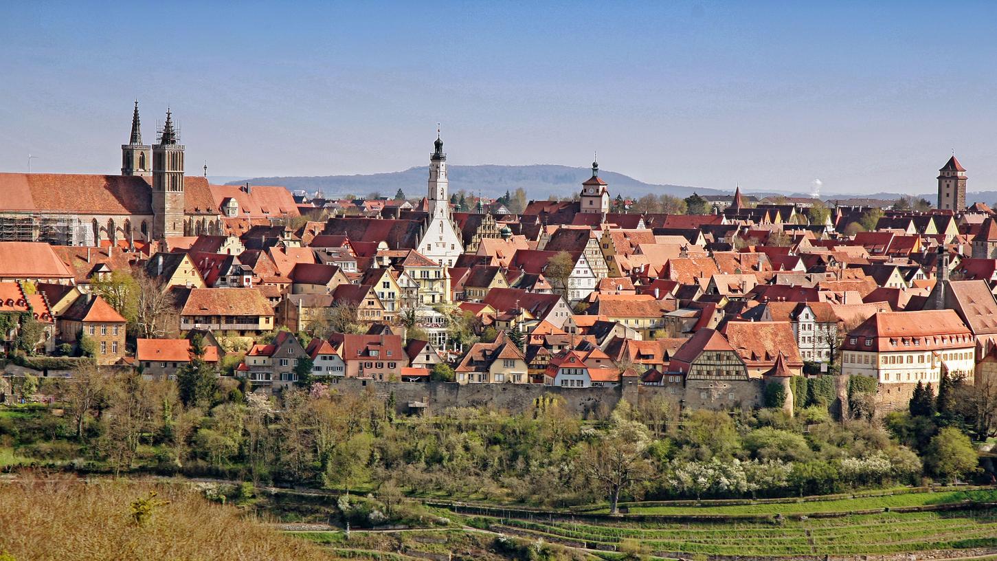 Die Silhouette der bei Touristen beliebten Stadt Rothenburg.
