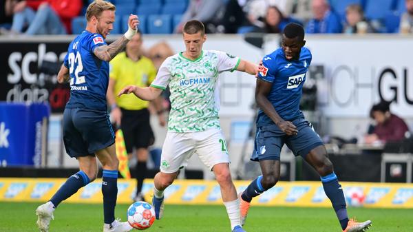 Dass er vor ein paar Monaten noch in der dritten Liga gespielt hat, sah man ihm zu keiner Sekunde an. Insgesamt ein sehr reifer und abgeklärter Auftritt auf der Doppel-Sechs. Offensiv gelang ihm allerdings wenig.