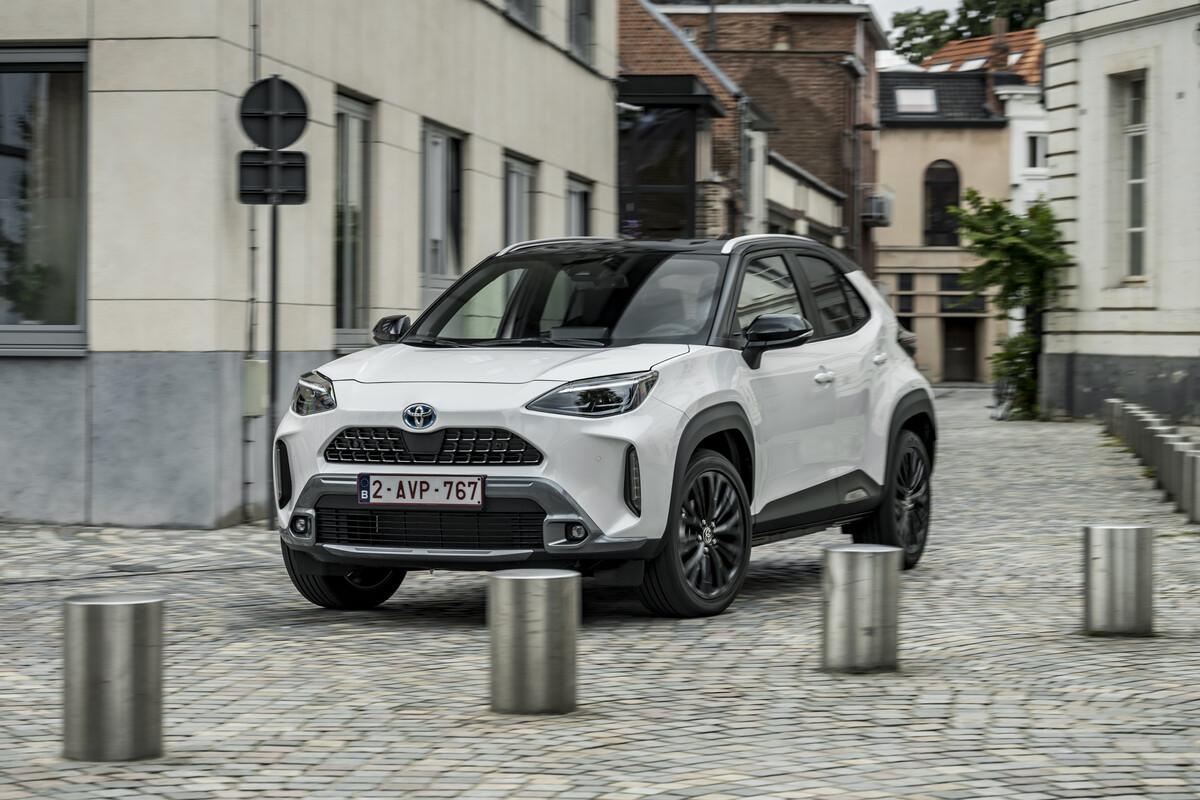 Vor allem in der Stadt geht es oft ohne Zutun des Dreizylinders voran. Verbrauchstechnisch lässt sich der Yaris Cross hier durchaus mit einer Drei vor dem Komma fahren.