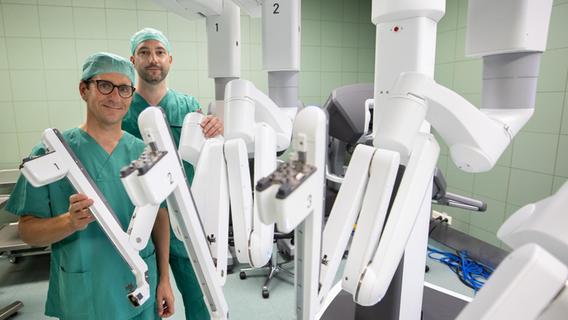 Die OP-Roboter am Fürther Klinikum machen Karriere