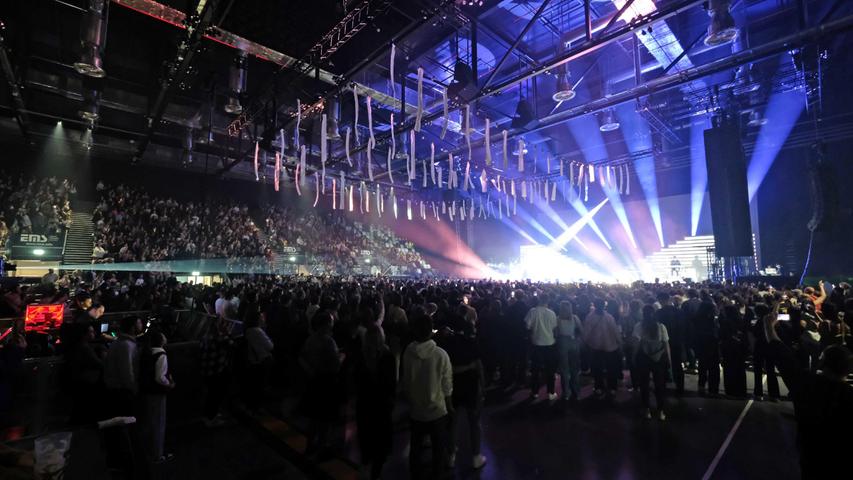 Erstmals Live-Konzert in Nürnberger Arena: Cro sorgt für spektakulären Einstand