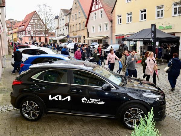 Die Schwabacher Altstadt wurde zum Autosalon. 