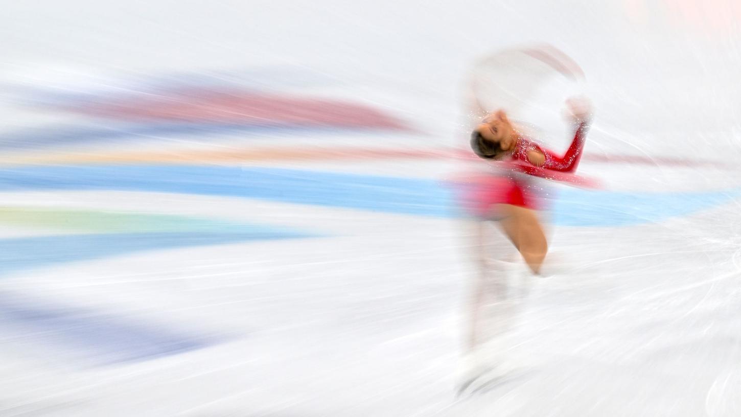 Die ISU hat entschieden den Rostelekom Cup bis auf Weiteres aus dem Programm zu nehmen. Die ISU hat entschieden den Rostelekom Cup bis auf Weiteres aus dem Programm zu nehmen.