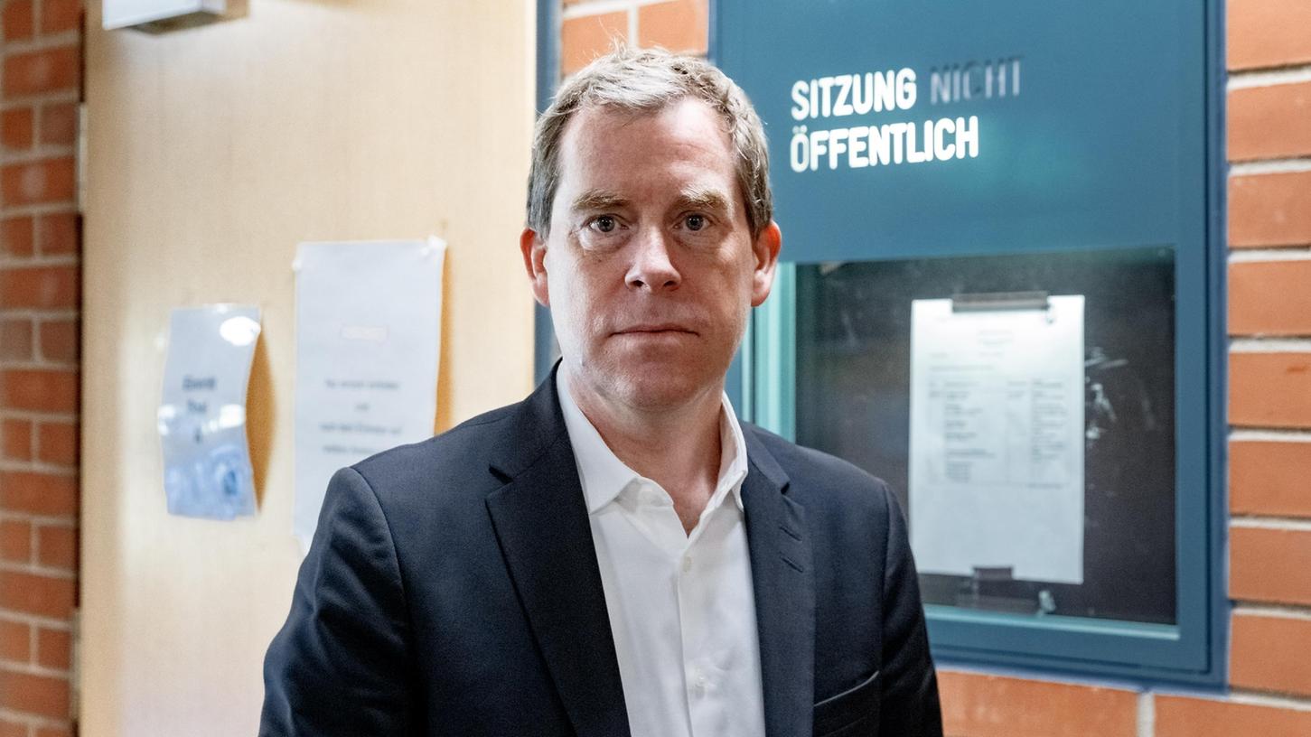 Ulf Kämpfer (SPD), Oberbürgermeister Kiels, sagte in dem Prozess ebenfalls aus.
Ulf Kämpfer (SPD), Oberbürgermeister Kiels, sagte in dem Prozess ebenfalls aus.