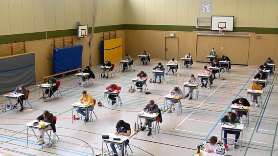 Endspurt! Im Landkreis Forchheim haben die Abi-Prüfungen 2022 begonnen