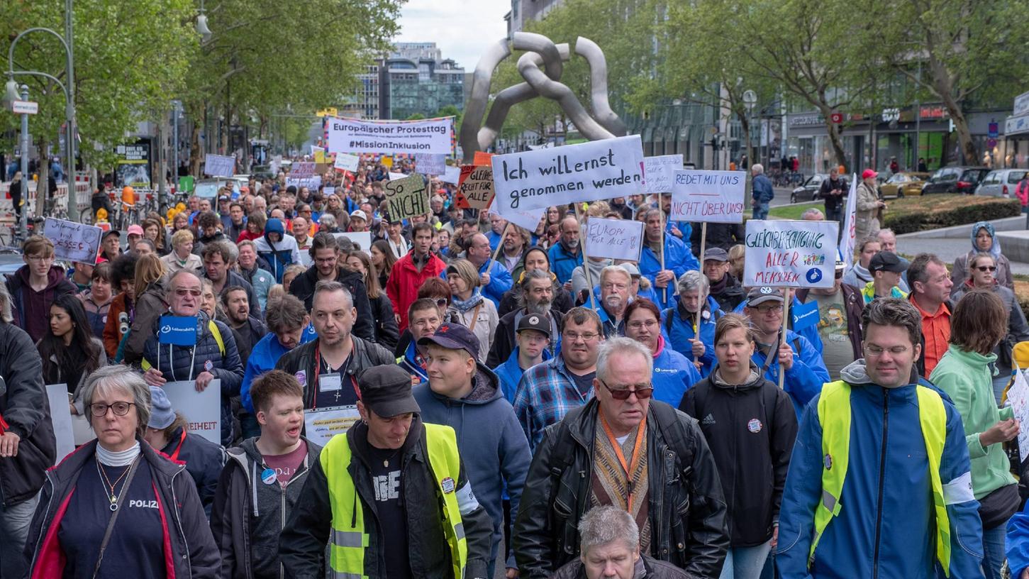 Am 5. Mai gehen bundesweit Menschen auf die Straße, um für mehr Teilhabe von Menschen mit Beeinträchtigung zu demonstrieren.