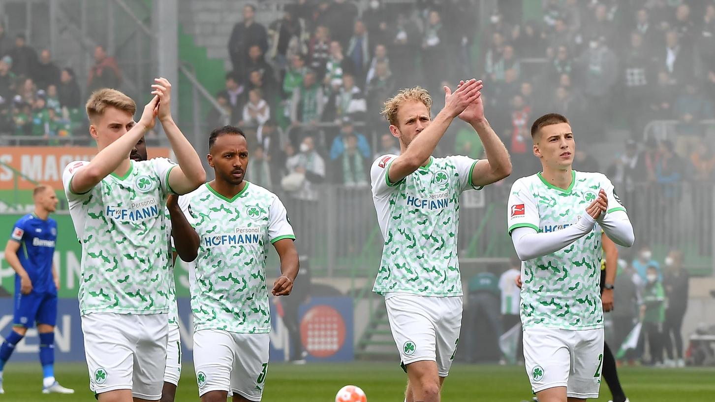 Gesichter des Neustarts: Tobias Raschl, Sebastian Griesbeck und Julian Green (v.r.) sind sicher dabei, Luca Itter vielleicht.
Gesichter des Neustarts: Tobias Raschl, Sebastian Griesbeck und Julian Green (v.r.) sind sicher dabei, Luca Itter vielleicht.
