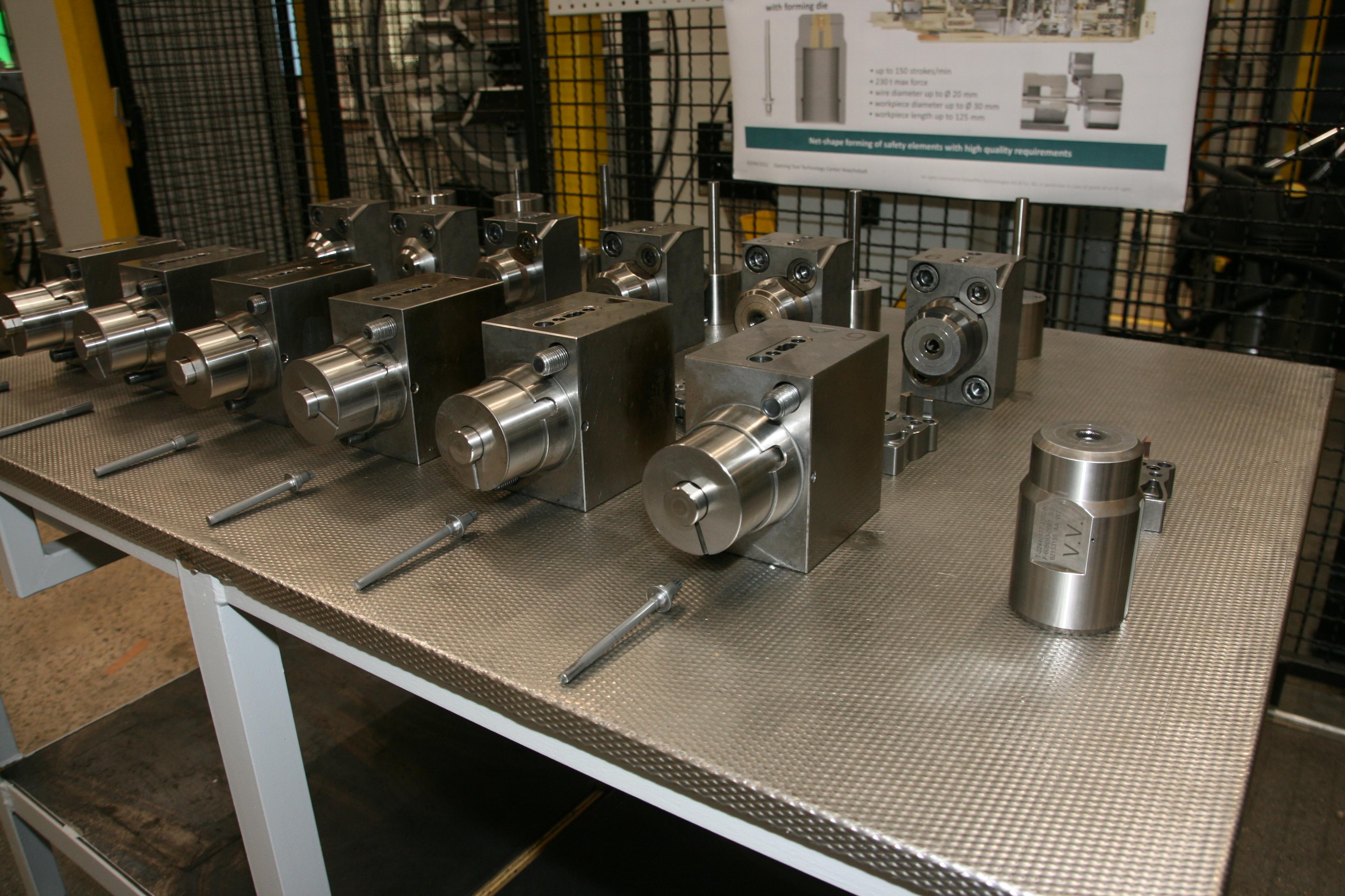 Sie machen eine Massenproduktion von Produkten möglich.