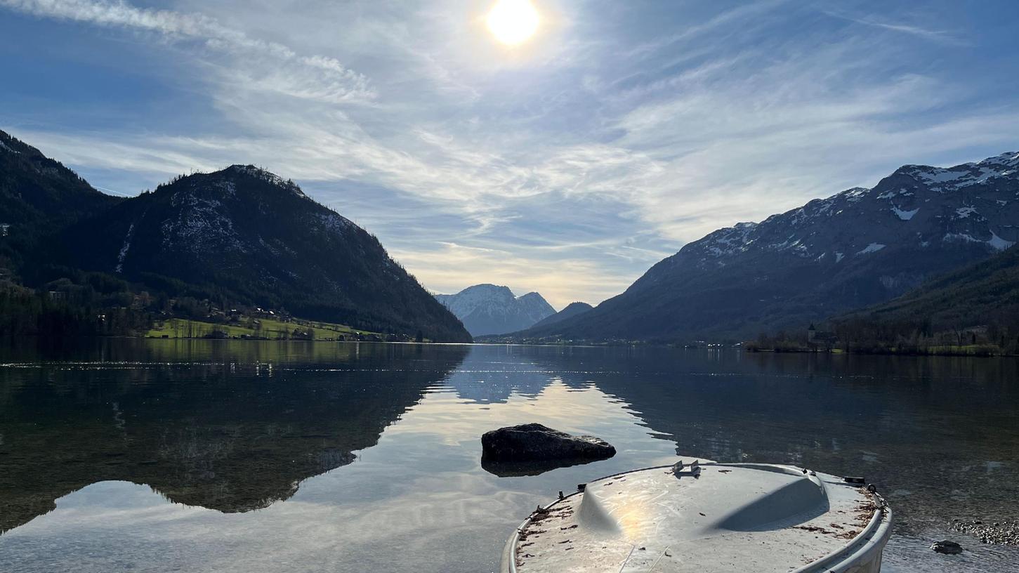 Wie gemalt: Der Grundlsee lockt mit sauberem Wasser und herrlichen Ausblicken.
Wie gemalt: Der Grundlsee lockt mit sauberem Wasser und herrlichen Ausblicken.