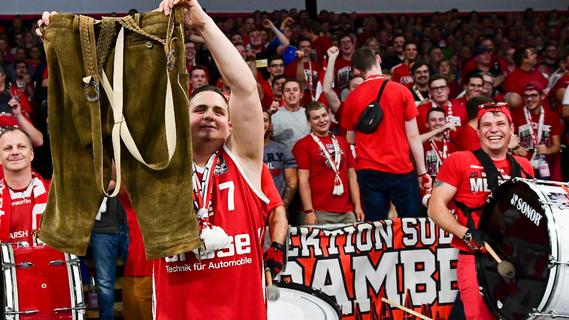 Wie der Basketball nach Bamberg rollte - und was Uli Hoeneß zur Bamberger Zukunft sagt