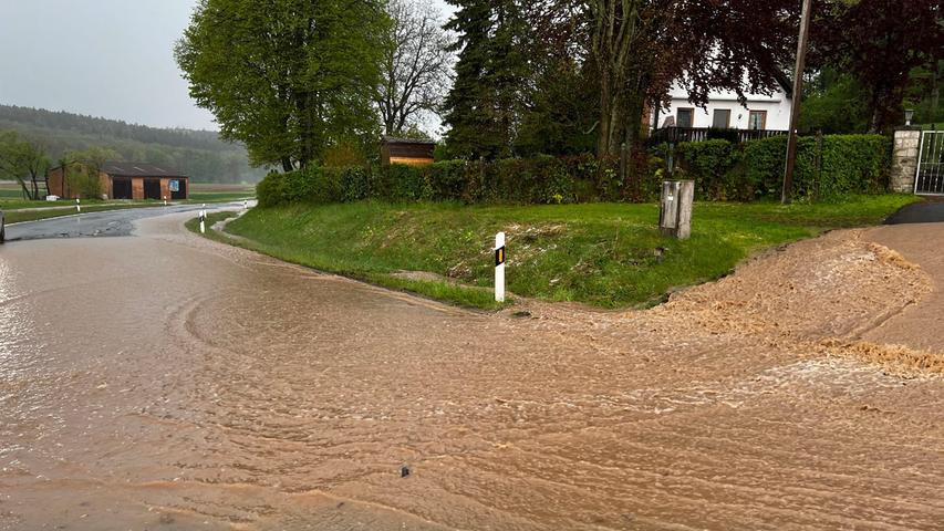 Heftiger Regen sorgt für Überschwemmungen im Landkreis Bamberg