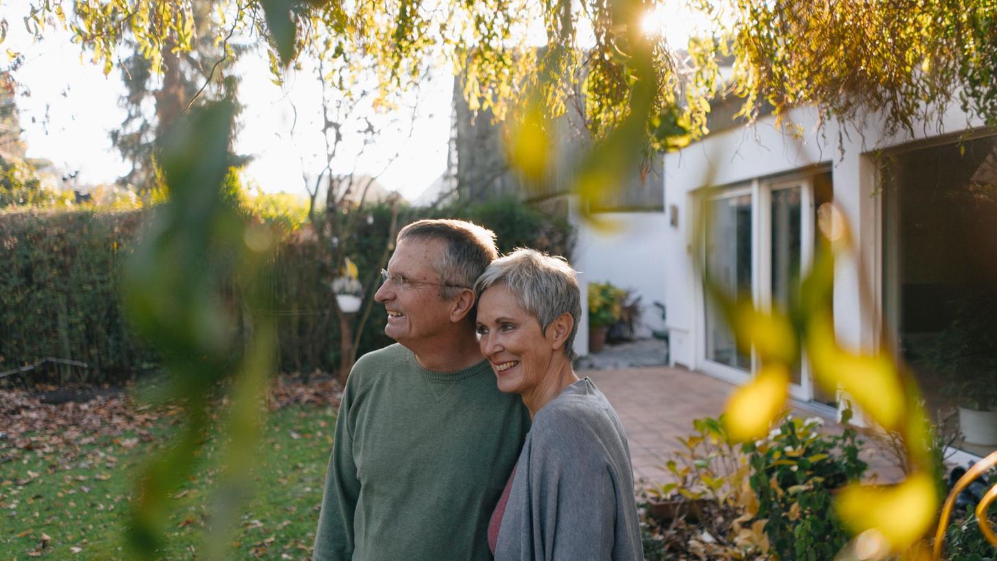 Rosige Aussichten: Wem das Eigenheim im Alter zu groß wird, hat bei Banken gute Karten auf eine neue Immobilienfinanzierung. Rosige Aussichten: Wem das Eigenheim im Alter zu groß wird, hat bei Banken gute Karten auf eine neue Immobilienfinanzierung.