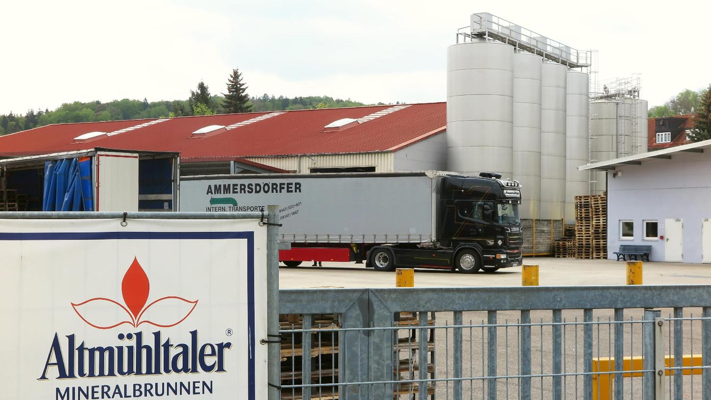In dem Getränkekonzern mit Hauptsitz in Treuchtlingen stehen große Veränderungen an. Die Unternehmensgruppe Aldi Nord kauft den Konzern.
