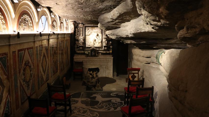 Die Pilgerreise endet in der Höhle von Ignatius in Manresa. Der Heilige entwickelte dort seine "Exerzitien" - geistliche Übungen nach deren Grundlagen die Jesuiten heute noch lehren.

