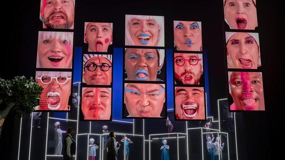Donizettis Oper "Der Liebestrank" nimmt Dating im Rausch von Apps und Social Media auf die Schippe