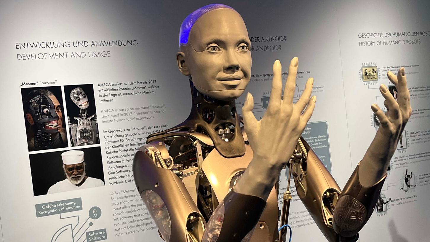 Der Roboter Ameca ist Teil des "Roboter-Monats Mai" des Zukunftsmuseums Nürnberg. Beim 3. nordbayern-Instawalk bekommen die Teilnehmerinnen und Teilnehmer einen Einblick. 