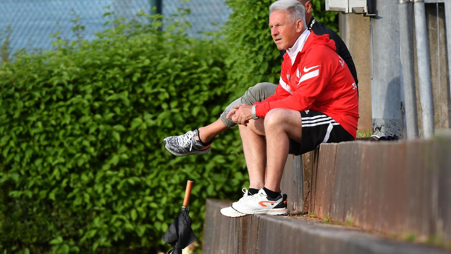 Möchte sich jetzt erst einmal eine Pause vom Coaching gönnen: ATSV-Meistertrainer Wilhelm Satzinger.
Möchte sich jetzt erst einmal eine Pause vom Coaching gönnen: ATSV-Meistertrainer Wilhelm Satzinger.