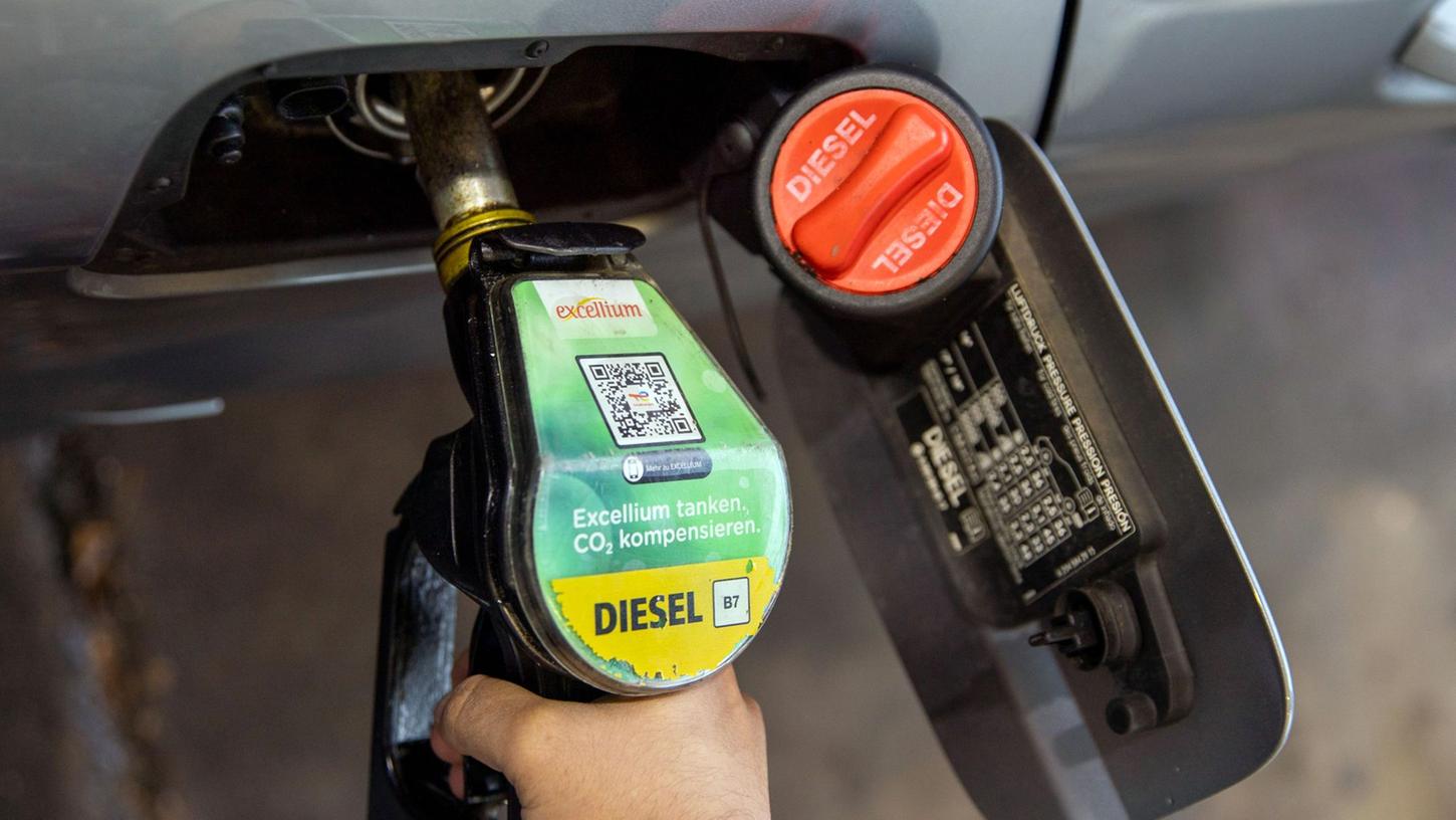 Diesel erstmals seit Anfang März wieder billiger als E10