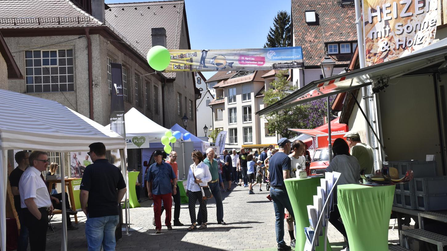 Strahlender Sonnenschein und viele Besucher, darauf hoffen die Veranstalter der Laufwerk-Messe auch in diesem Jahr wieder. Strahlender Sonnenschein und viele Besucher, darauf hoffen die Veranstalter der Laufwerk-Messe auch in diesem Jahr wieder.
