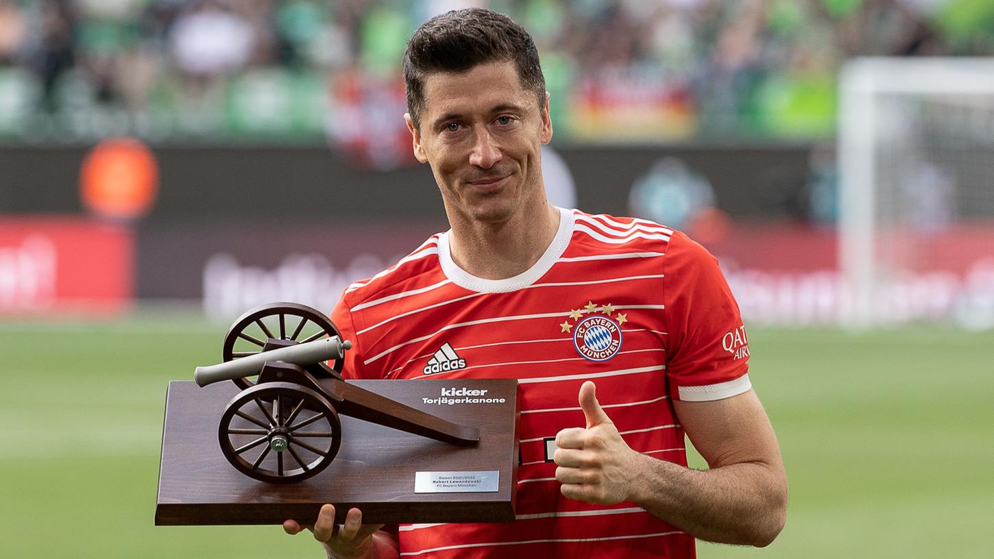 Bayern-Star Robert Lewandowski hat zum fünften Mal die Torjäger-Kanone gewonnen. Bayern-Star Robert Lewandowski hat zum fünften Mal die Torjäger-Kanone gewonnen.