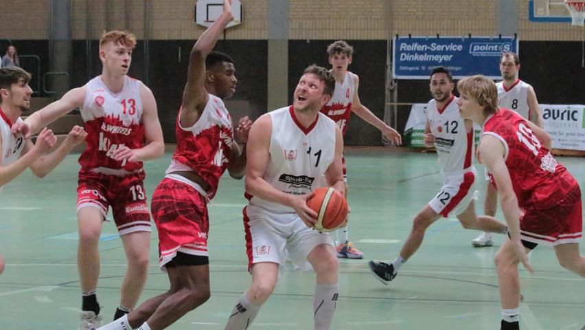 Die VfL-Baskets um Stefan Schmoll (am Ball) gewannen mit 97:89 gegen Würzburg.
