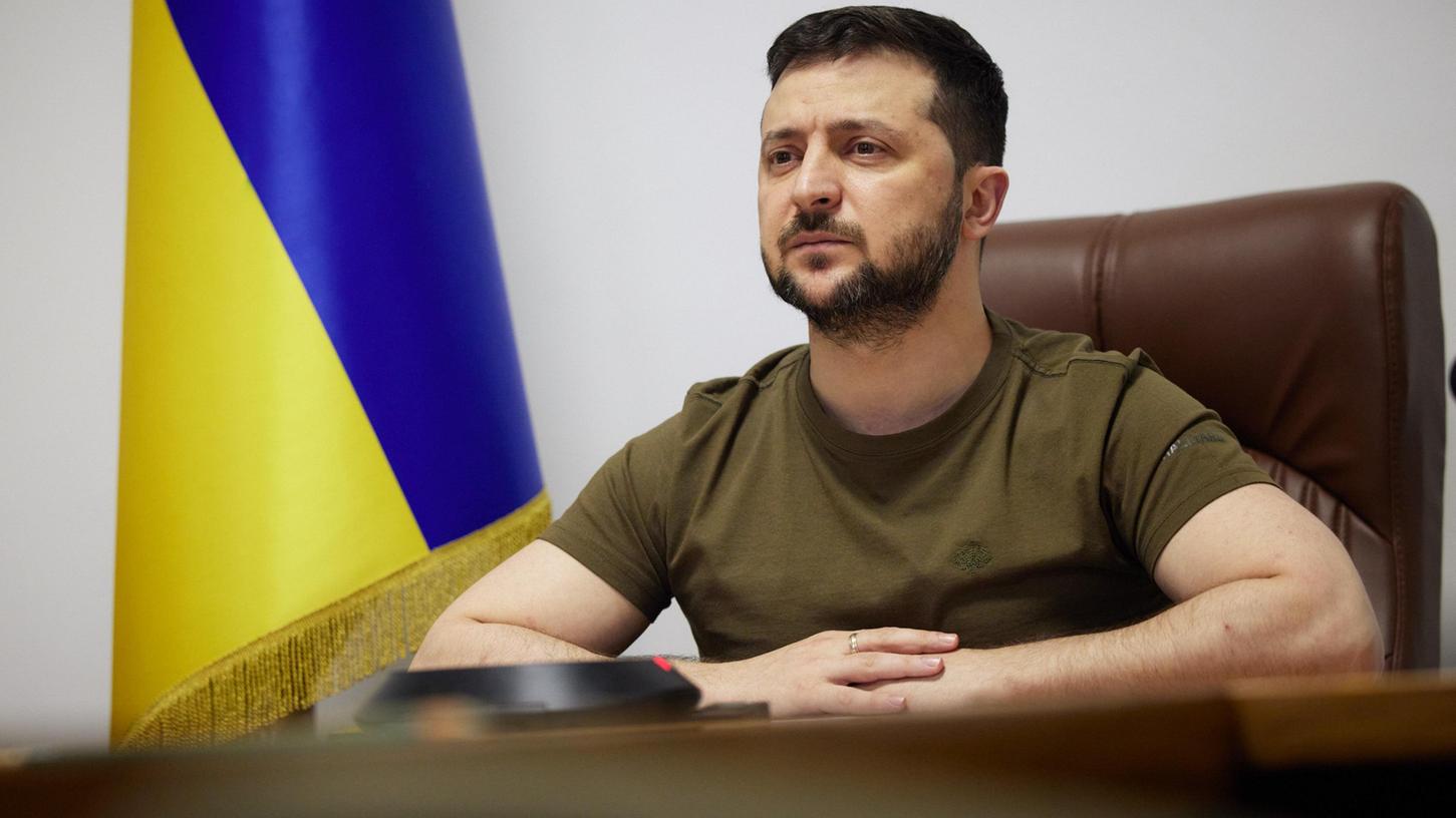 Obwohl sich sein Land im Krieg befindet, will Präsident Selenskyj nächstes Jahr den Eurovision Song Contest in der Ukraine ausrichten.