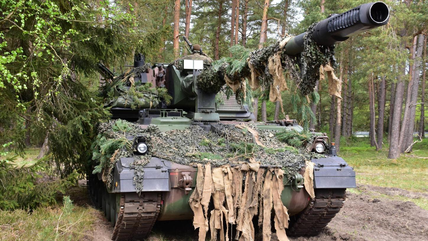 Eine Panzerhaubitze 2000 der Bundeswehr. Künftig soll mehr Geld in die deutschen Streitkräfte fließen.