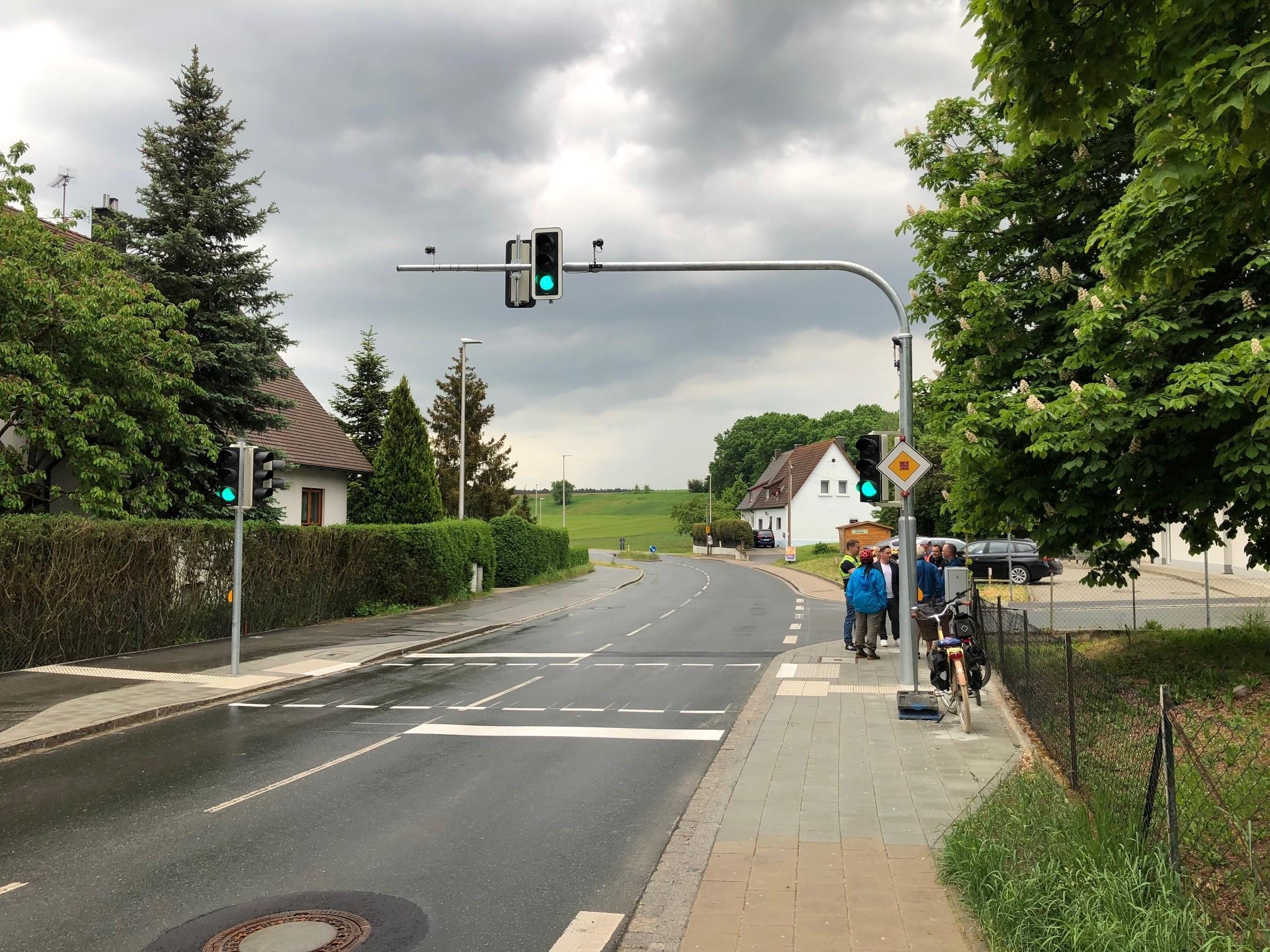 Neue Ampel sorgt in Welkenbach für mehr Sicherheit