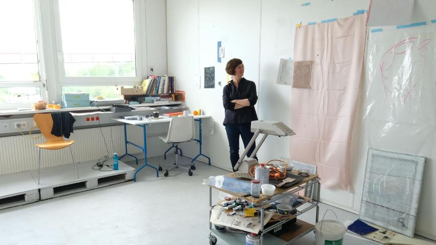 Christina Chirulsecu in ihrem neuen Atelier.