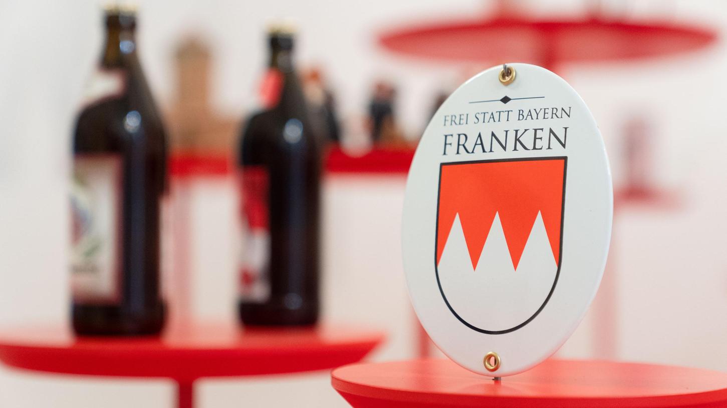 Die diesjährige bayerische Landesausstellung mit dem Thema ·Typisch Franken?· findet vom 25. Mai bis zum 6. November in der Orangerie in Ansbach statt.