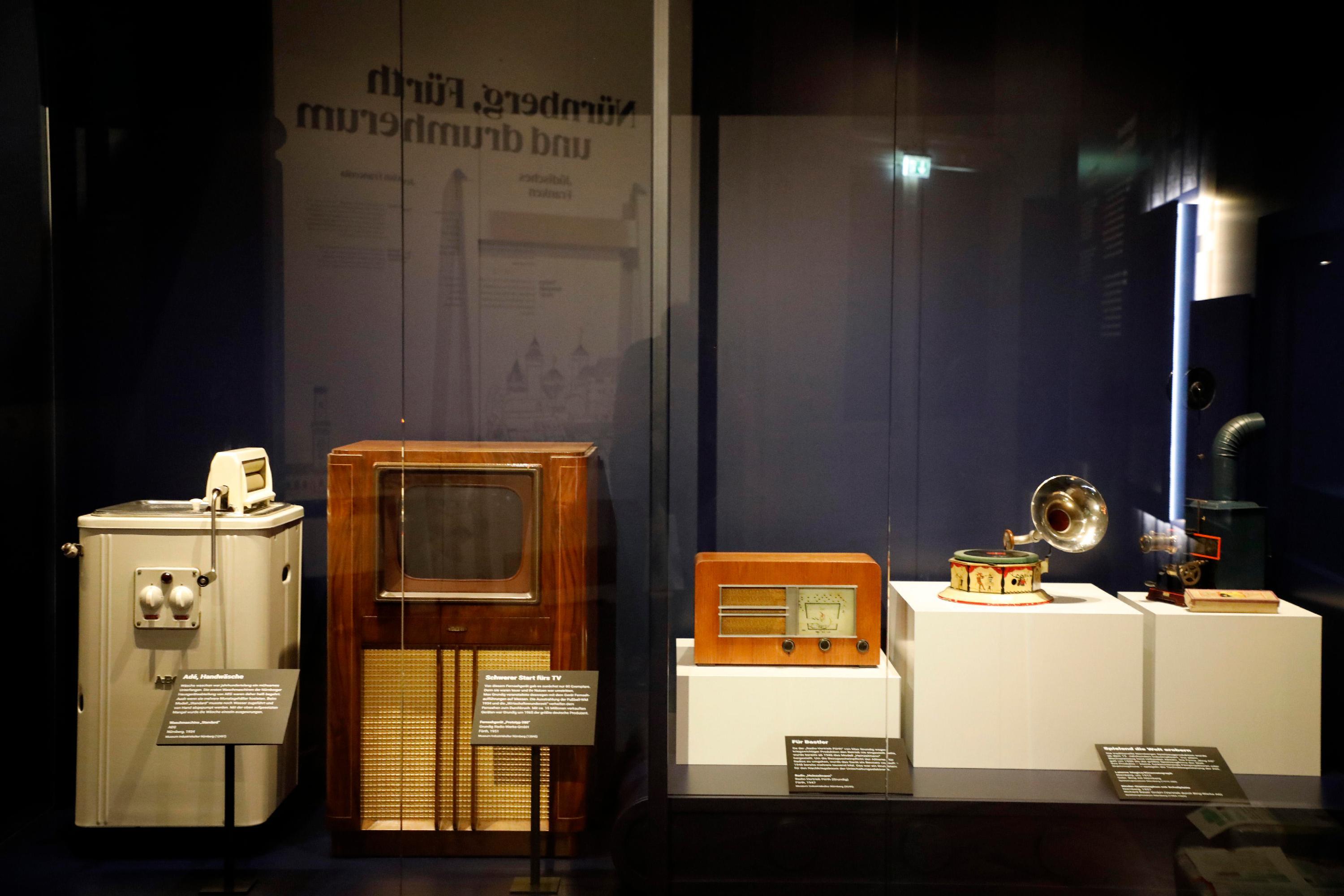 Nützliche Produkte für den Alltag aus Nürnberg und Fürth - von der Waschmaschine bis zum TV-Gerät. 