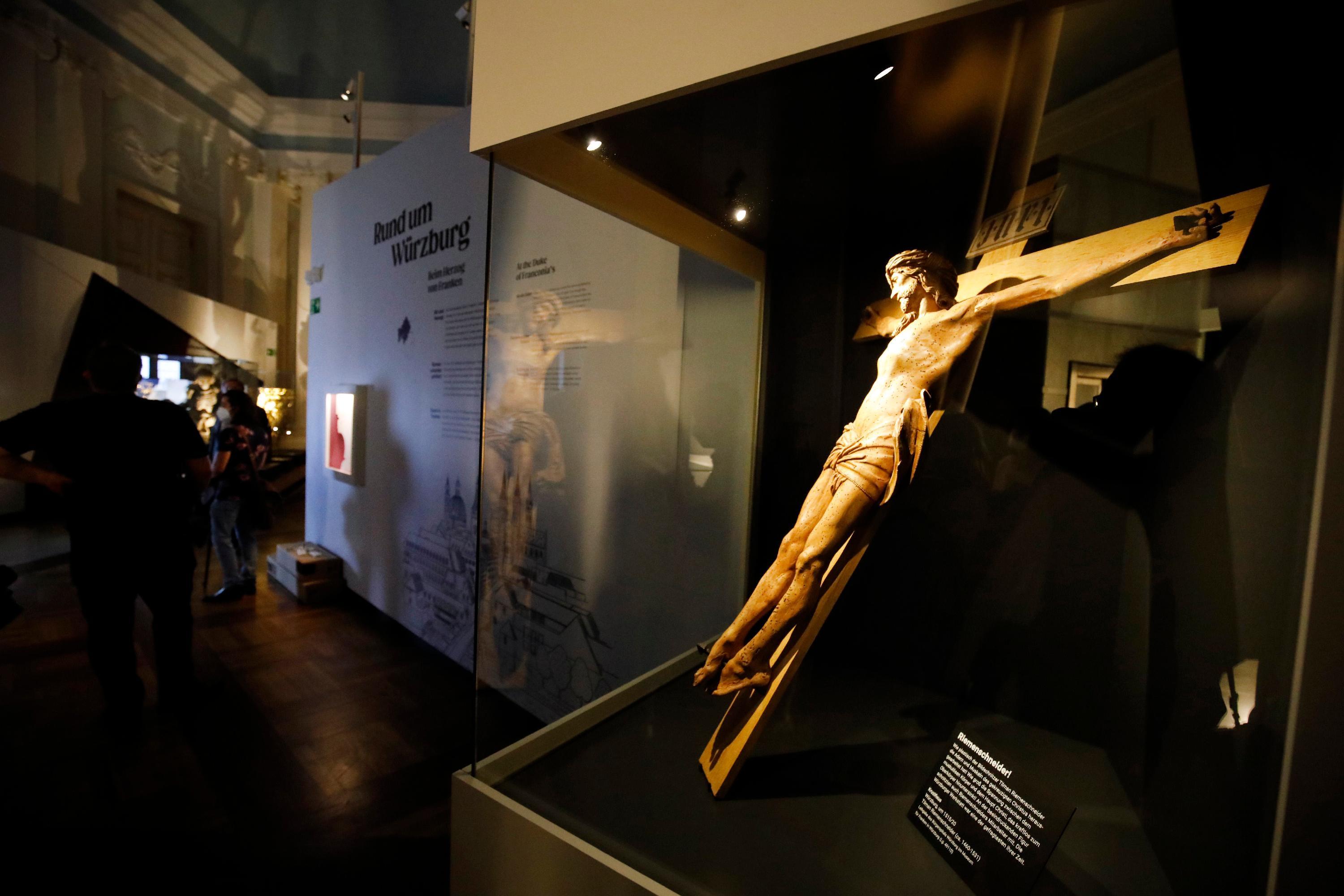 Ein Kruzifix von Tilman Riemenschneider, entstanden um 1515/20 in Würzburg. 