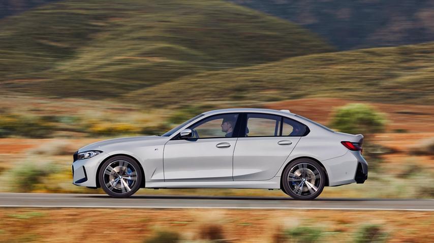 Gemäß der sportlichen Markenphilosophie positioniert sich der 3er als "Driver's Car". Gemäß der sportlichen Markenphilosophie positioniert sich der 3er als "Driver's Car".