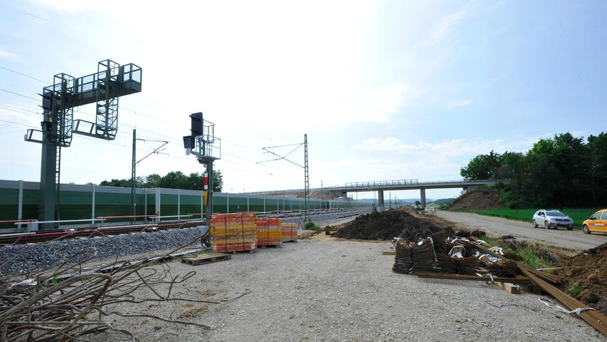 Rundgang: So sieht es aktuell auf der Bahn-Baustelle in Eggolsheim aus