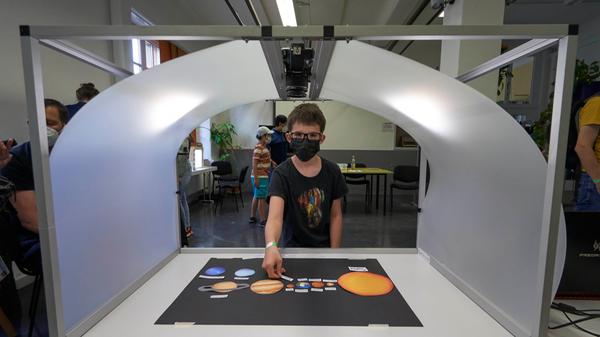 Bild für Bild: Mit der Kamera werden einzelne Bilder festgehalten, die Software Stop Motion Studio verwandelt sie dann in einen Film.