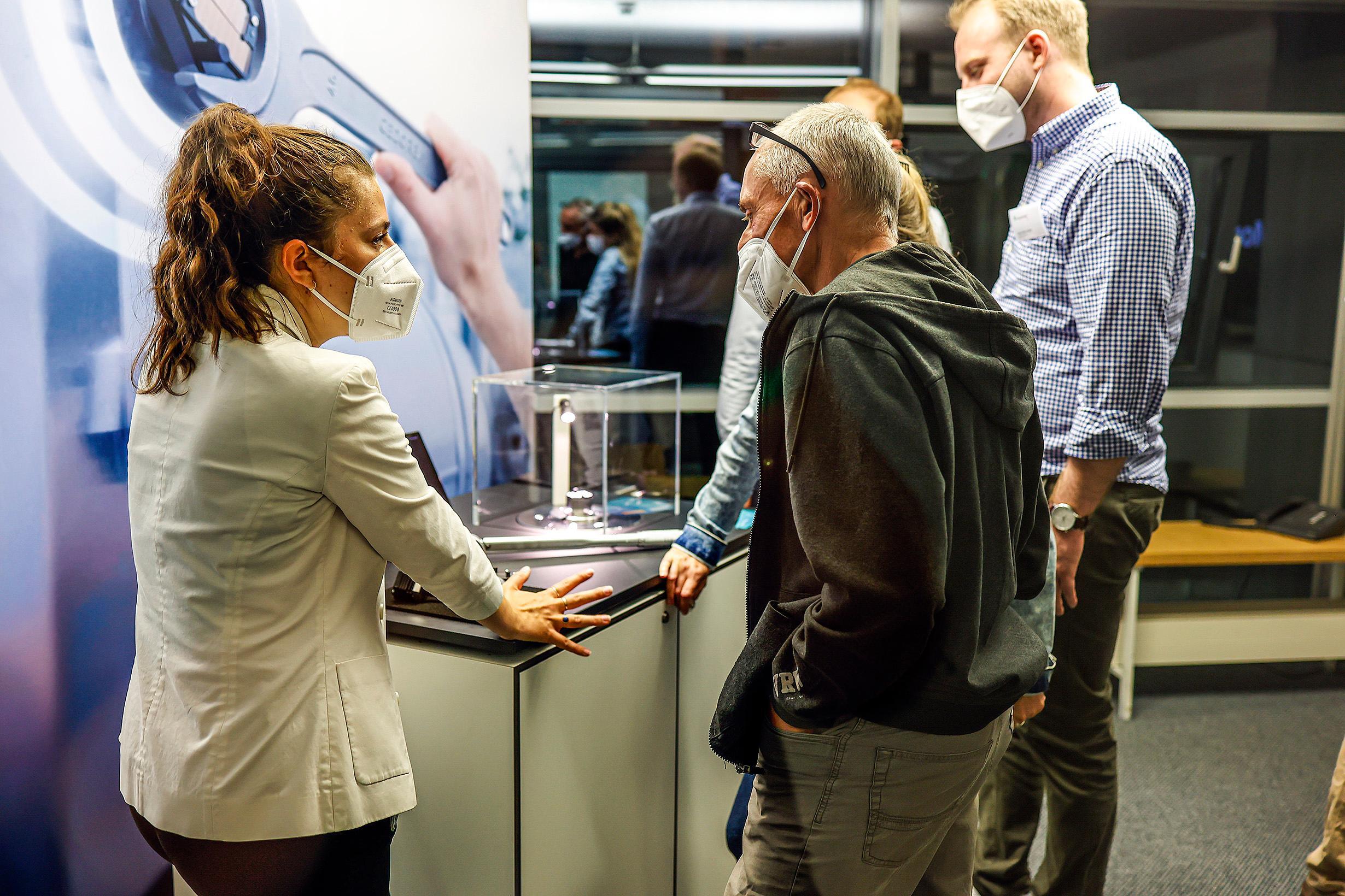 Bei der Langen Nacht der Wissenschaften wurde ebenso viel beraten und erklärt wie gezeigt.