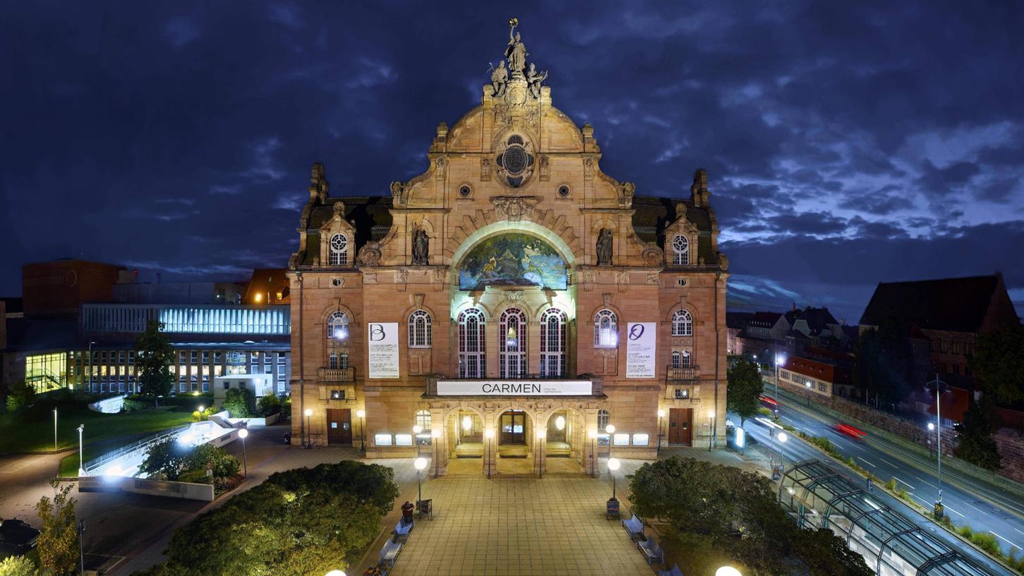 Das sanierungsbedürftige Nürnberger Opernhaus braucht eine Ausweichspielstätte. Aber wo?